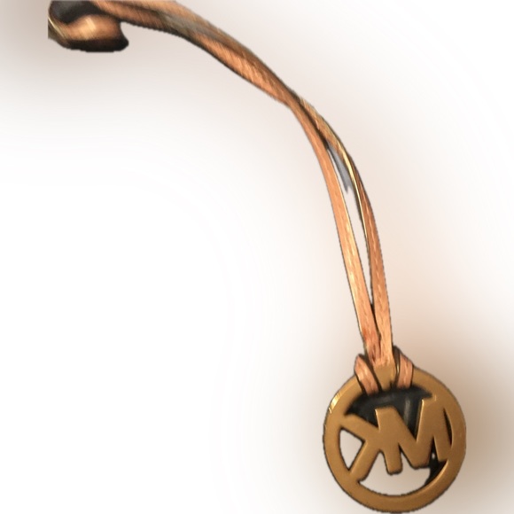 Michael Kors MK Charm Hang Tag Gold Tone Keychain Key Fob Charm Long Strap - Picture 2 of 3